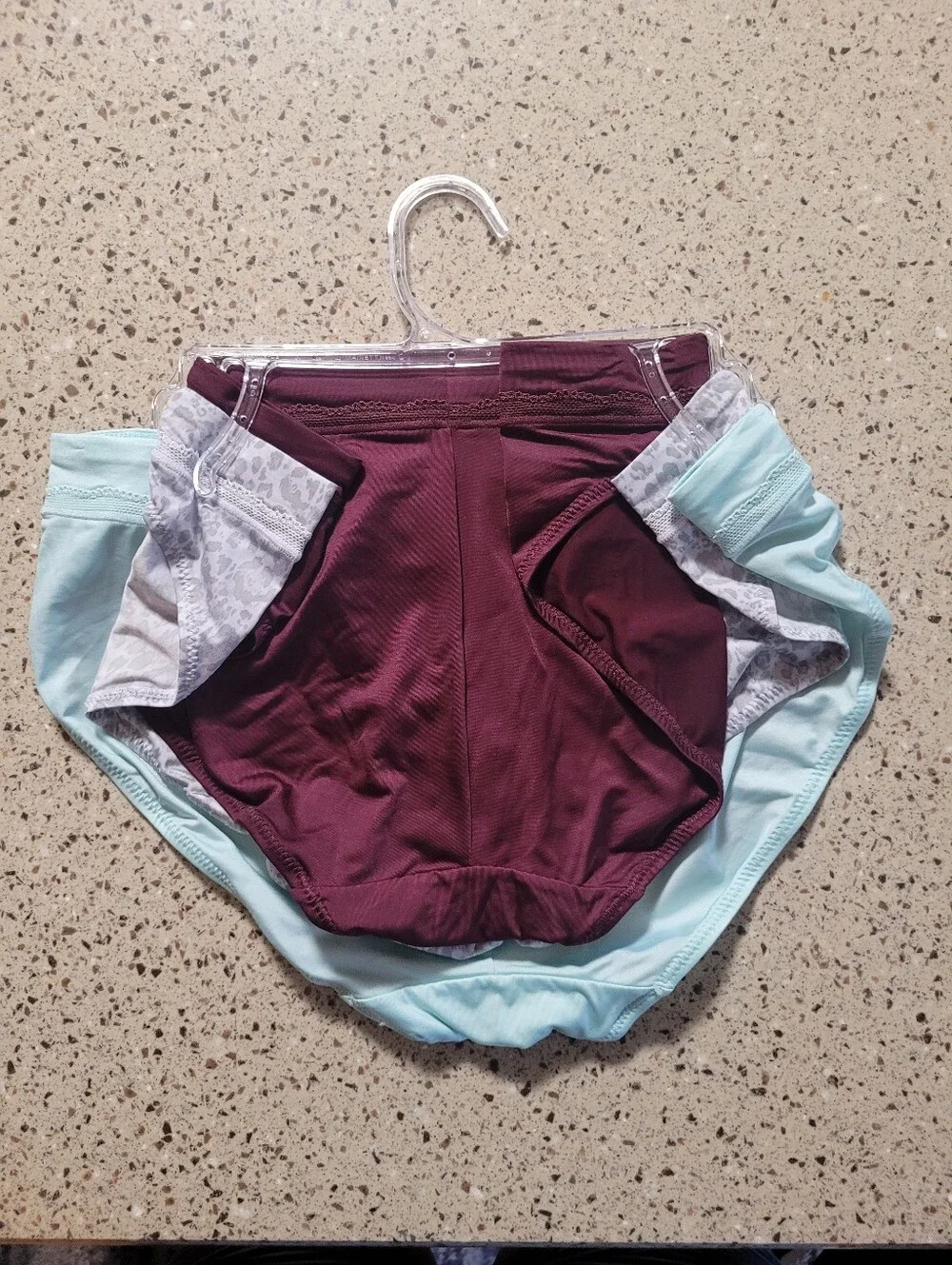 3-Pack BALI Womens Size Large/7 One Smooth U Bikini Panties Underwear Super Soft